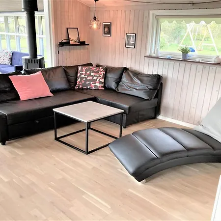 Aleksa - 400m From The Sea By Interhome